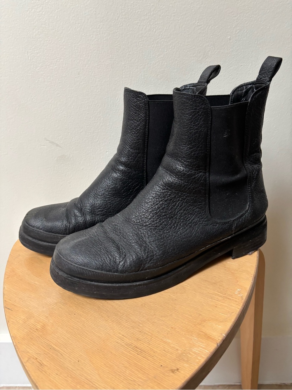 Aerosoles - Camilla Black Leather Chelsea Boots - 9.5